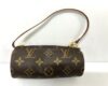 LV モノグラム ポーチのご紹介です。U